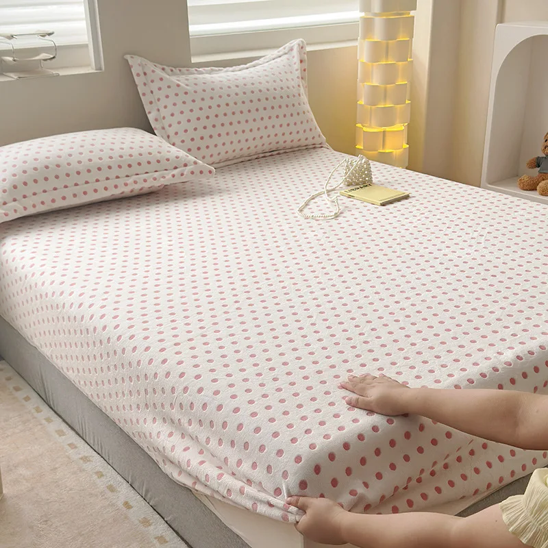 Autumn and winter milk velvet mattress cover single piece, mattress protective cover with velvet, warm mattress cover - Image 3