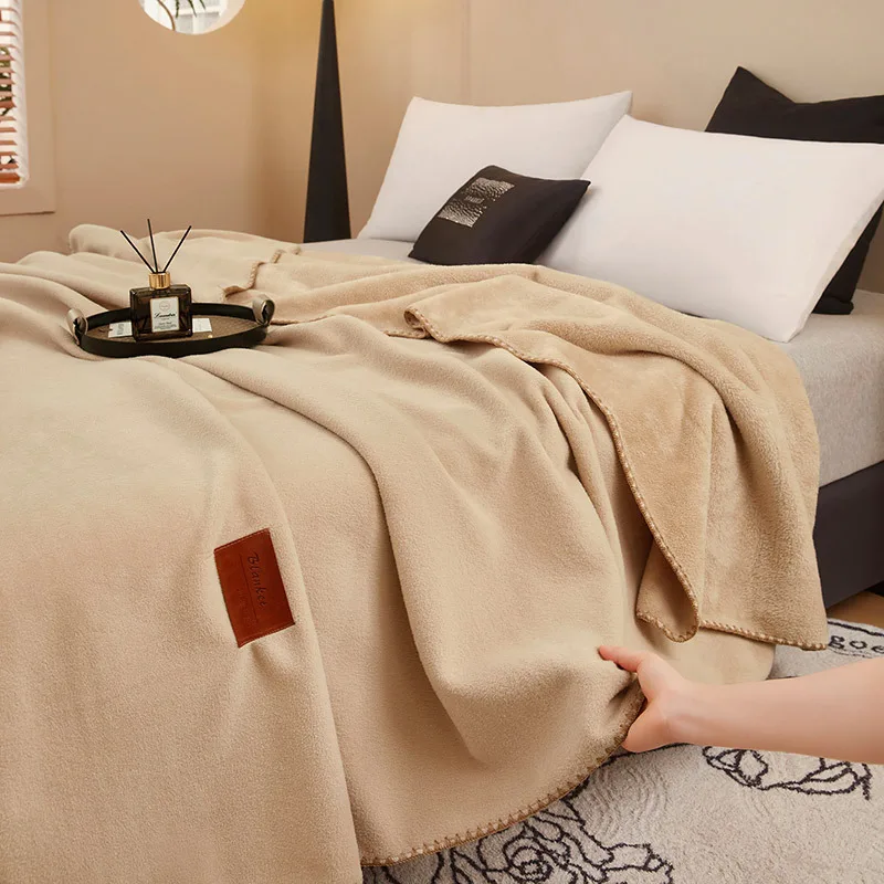 New autumn and winter light luxury solid color imitation cashmere blanket, warm flannel sofa blanket, home dormitory nap blanket - Image 2